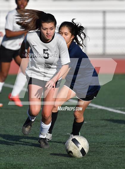 Thumbnail 3 in FR: Ayala @ Chino Hills photogallery.