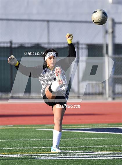 Thumbnail 2 in FR: Ayala @ Chino Hills photogallery.
