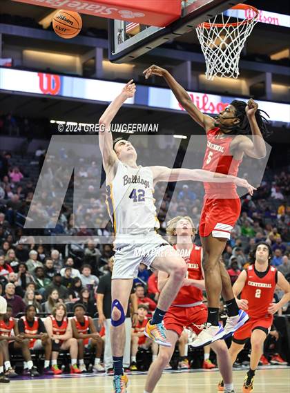 Thumbnail 1 in Centennial @ Oakland Tech (CIF State D2 Finals) photogallery.