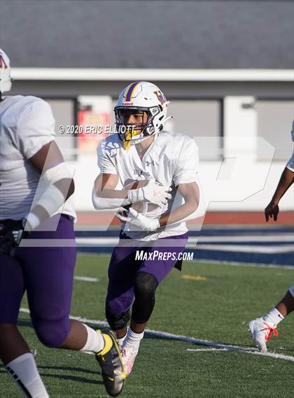 Thumbnail 2 in Oil City vs Upper Moreland (PIAA 4A Quarter Final) photogallery.