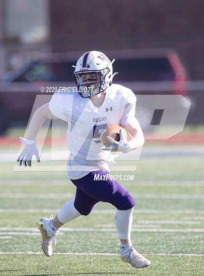 Thumbnail 3 in Oil City vs Upper Moreland (PIAA 4A Quarter Final) photogallery.