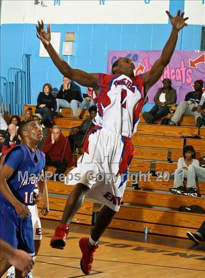 Thumbnail 1 in Bayside  vs Transit Tech (Queens Jam Christmas Classic) photogallery.