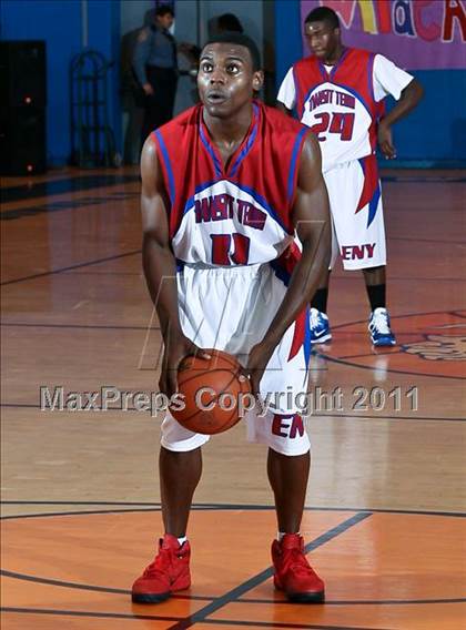 Thumbnail 1 in Bayside  vs Transit Tech (Queens Jam Christmas Classic) photogallery.