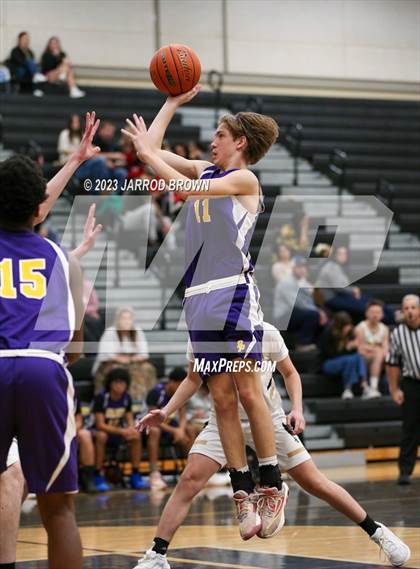 Thumbnail 2 in Sabine Pass @ Vidor photogallery.