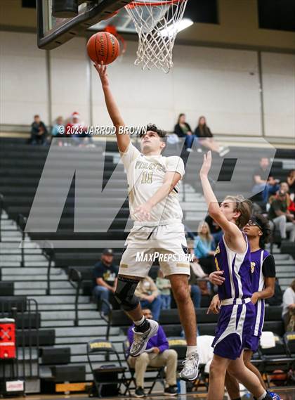 Thumbnail 3 in Sabine Pass @ Vidor photogallery.