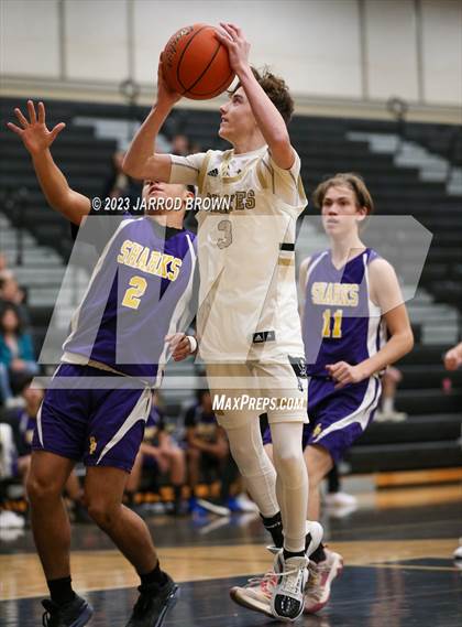 Thumbnail 1 in Sabine Pass @ Vidor photogallery.