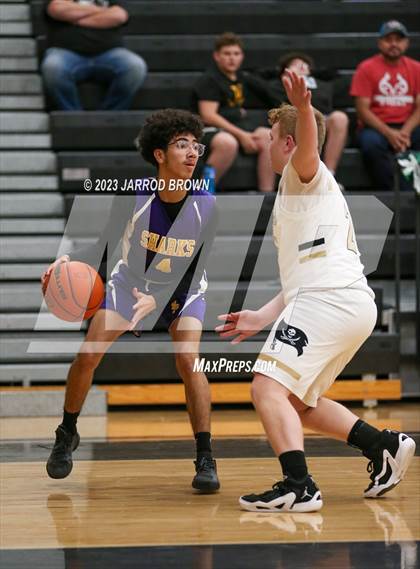 Thumbnail 2 in Sabine Pass @ Vidor photogallery.