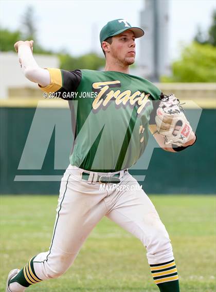 Thumbnail 1 in Elk Grove vs Tracy (CIF SJS D1 Final) photogallery.