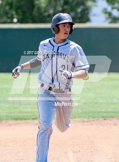 Thumbnail 2 in Elk Grove vs Tracy (CIF SJS D1 Final) photogallery.