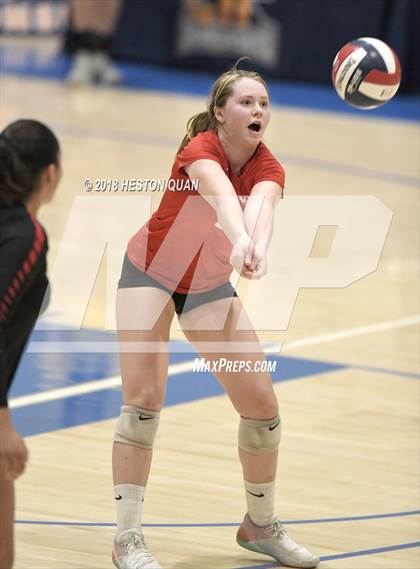 Thumbnail 2 in Los Altos vs Village Christian (CIF State D2 Final) photogallery.