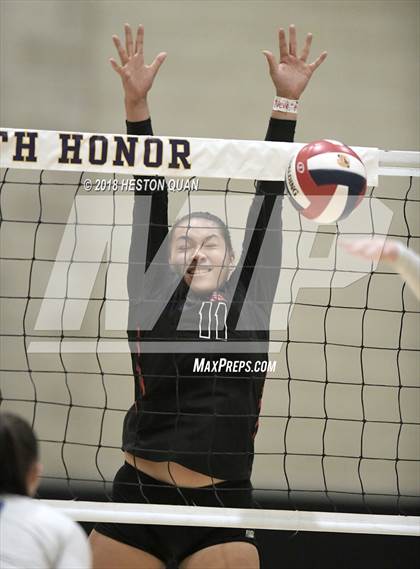 Thumbnail 3 in Los Altos vs Village Christian (CIF State D2 Final) photogallery.