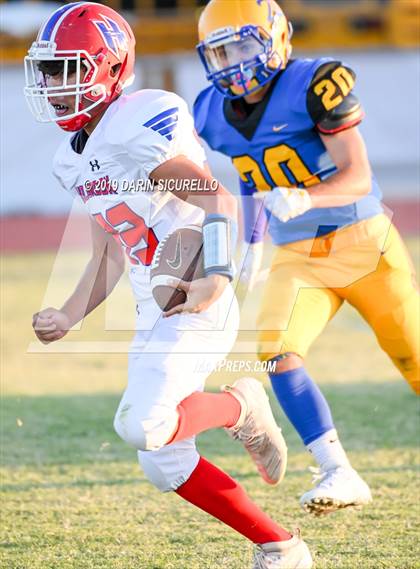 Thumbnail 3 in Holbrook vs Sahuarita photogallery.