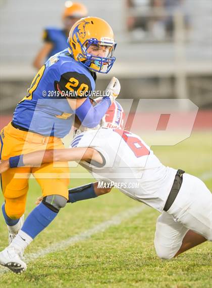 Thumbnail 2 in Holbrook vs Sahuarita photogallery.