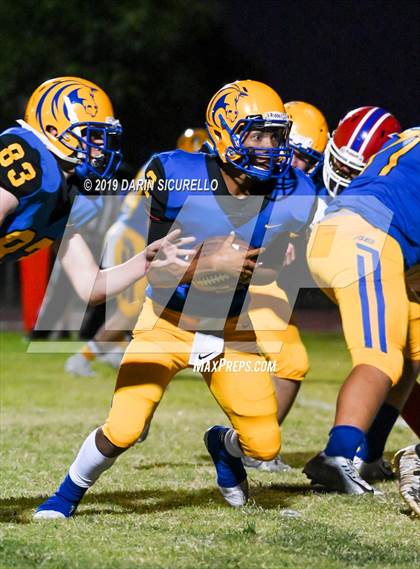 Thumbnail 1 in Holbrook vs Sahuarita photogallery.