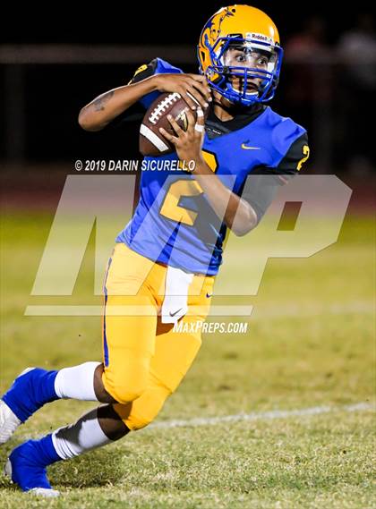 Thumbnail 1 in Holbrook vs Sahuarita photogallery.
