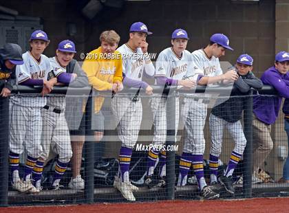 Thumbnail 2 in Sanger vs. Crandall (UIL 4A Region II Area Playoff) photogallery.