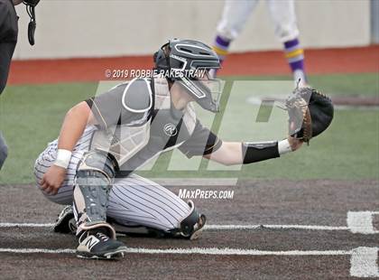 Thumbnail 3 in Sanger vs. Crandall (UIL 4A Region II Area Playoff) photogallery.