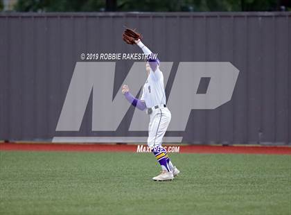 Thumbnail 3 in Sanger vs. Crandall (UIL 4A Region II Area Playoff) photogallery.