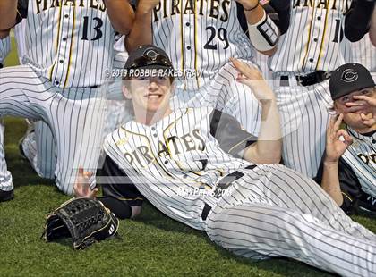Thumbnail 3 in Sanger vs. Crandall (UIL 4A Region II Area Playoff) photogallery.