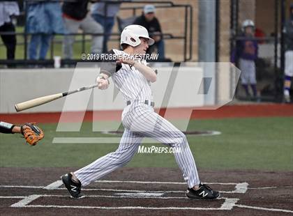Thumbnail 3 in Sanger vs. Crandall (UIL 4A Region II Area Playoff) photogallery.