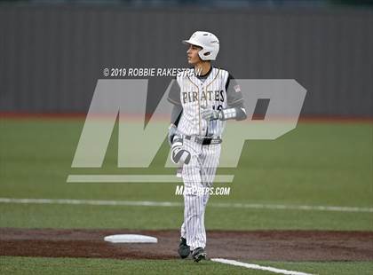 Thumbnail 3 in Sanger vs. Crandall (UIL 4A Region II Area Playoff) photogallery.