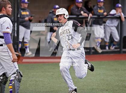 Thumbnail 1 in Sanger vs. Crandall (UIL 4A Region II Area Playoff) photogallery.