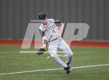 Thumbnail 1 in Sanger vs. Crandall (UIL 4A Region II Area Playoff) photogallery.