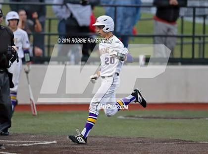 Thumbnail 2 in Sanger vs. Crandall (UIL 4A Region II Area Playoff) photogallery.