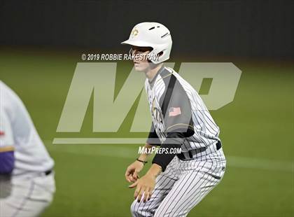 Thumbnail 2 in Sanger vs. Crandall (UIL 4A Region II Area Playoff) photogallery.