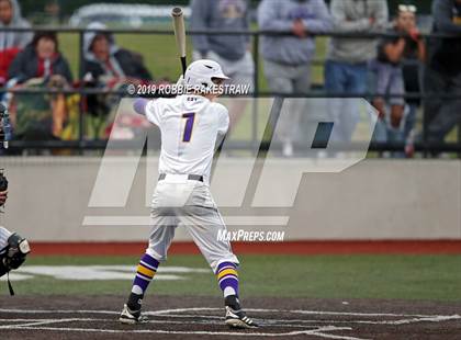 Thumbnail 3 in Sanger vs. Crandall (UIL 4A Region II Area Playoff) photogallery.