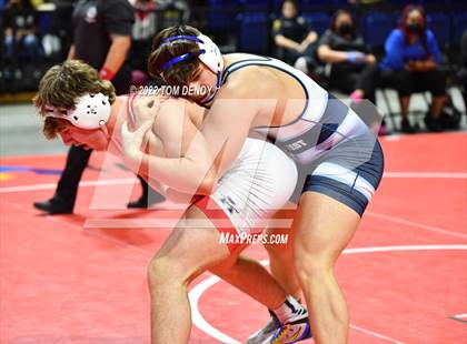 Thumbnail 1 in UIL State Championships - 6A 195lb Final photogallery.