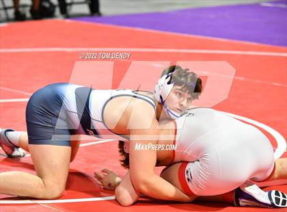 Thumbnail 2 in UIL State Championships - 6A 195lb Final photogallery.