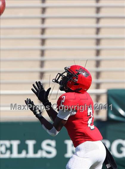 Thumbnail 2 in Copperas Cove vs. Horn (5A Division ll Region ll Bi-District ) photogallery.