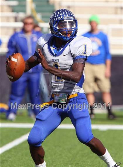 Thumbnail 1 in Copperas Cove vs. Horn (5A Division ll Region ll Bi-District ) photogallery.