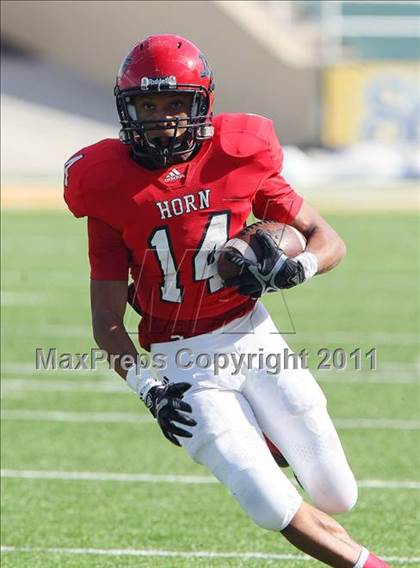Thumbnail 2 in Copperas Cove vs. Horn (5A Division ll Region ll Bi-District ) photogallery.
