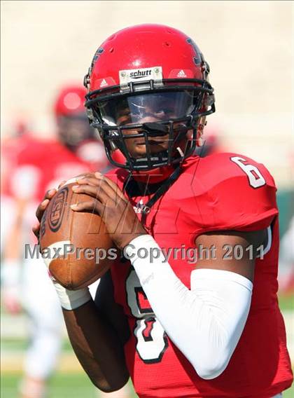 Thumbnail 1 in Copperas Cove vs. Horn (5A Division ll Region ll Bi-District ) photogallery.