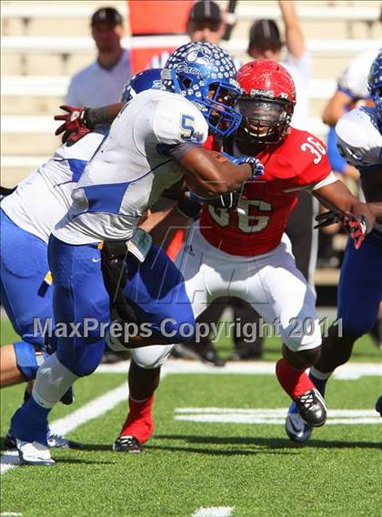 Thumbnail 1 in Copperas Cove vs. Horn (5A Division ll Region ll Bi-District ) photogallery.