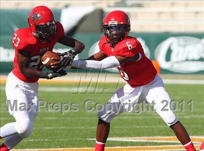 Thumbnail 2 in Copperas Cove vs. Horn (5A Division ll Region ll Bi-District ) photogallery.