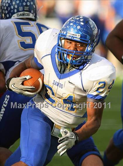 Thumbnail 3 in Copperas Cove vs. Horn (5A Division ll Region ll Bi-District ) photogallery.