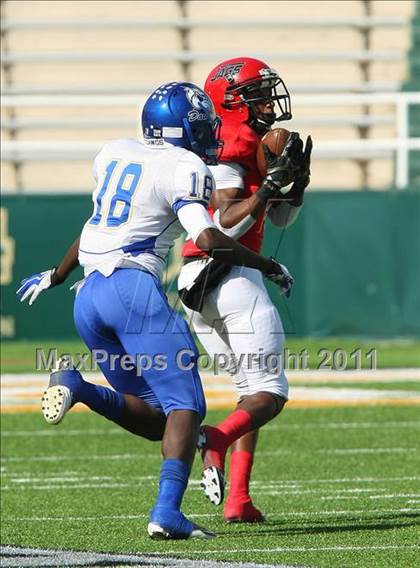 Thumbnail 1 in Copperas Cove vs. Horn (5A Division ll Region ll Bi-District ) photogallery.