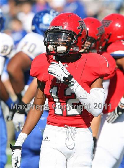 Thumbnail 3 in Copperas Cove vs. Horn (5A Division ll Region ll Bi-District ) photogallery.