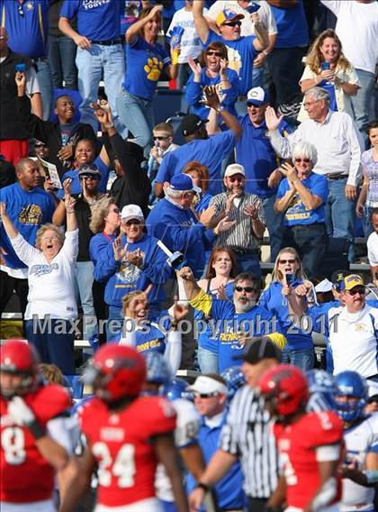 Thumbnail 3 in Copperas Cove vs. Horn (5A Division ll Region ll Bi-District ) photogallery.