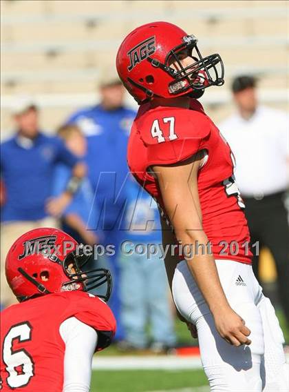 Thumbnail 2 in Copperas Cove vs. Horn (5A Division ll Region ll Bi-District ) photogallery.