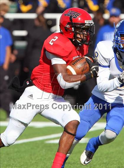 Thumbnail 1 in Copperas Cove vs. Horn (5A Division ll Region ll Bi-District ) photogallery.