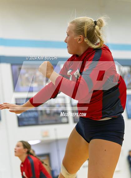Thumbnail 3 in University vs. Spring Mills (Philip Barbour Tournament) photogallery.