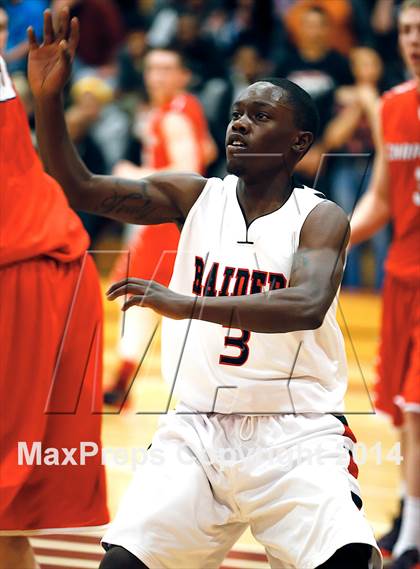 Thumbnail 1 in Chaparral vs. Rangeview (CHSAA 5A Sweet 16 Playoff) photogallery.