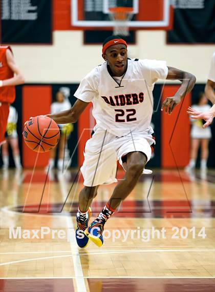 Thumbnail 2 in Chaparral vs. Rangeview (CHSAA 5A Sweet 16 Playoff) photogallery.