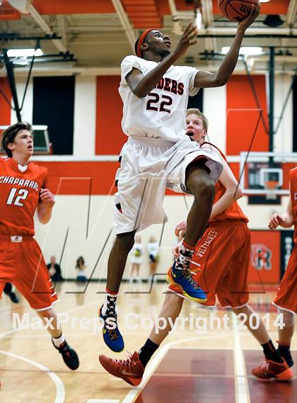 Thumbnail 3 in Chaparral vs. Rangeview (CHSAA 5A Sweet 16 Playoff) photogallery.