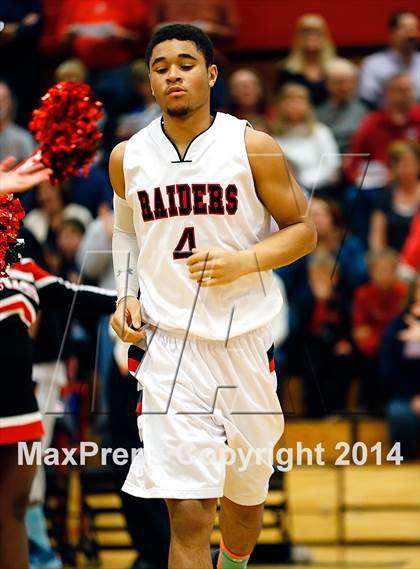 Thumbnail 1 in Chaparral vs. Rangeview (CHSAA 5A Sweet 16 Playoff) photogallery.