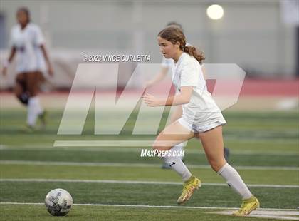 Thumbnail 2 in Davenport vs. Wimberley (UIL 4A Regional Quarterfinal Playoff) photogallery.